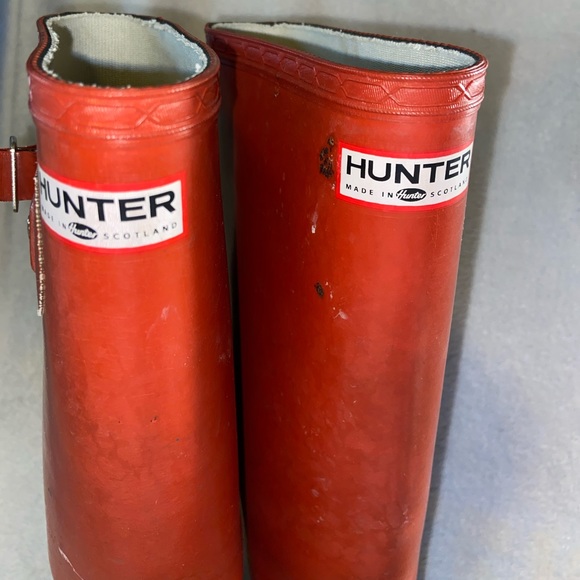 LOVED Red HUNTER Wellies, size 37 (6) GUC AS IS - Picture 2 of 12